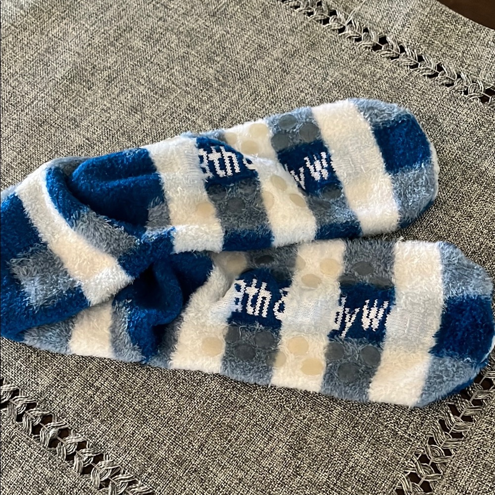 Bath & Body Works Cozy Socks